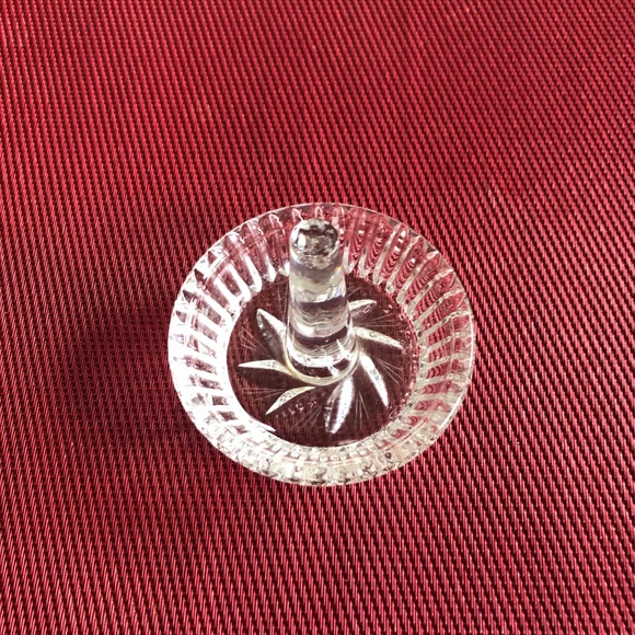 Crystal Ring Holder - Picture 3 of 6